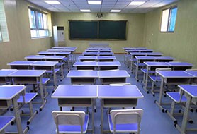 【好消息】博文教育培训机构订购150套学生课桌椅|可升降课桌椅！